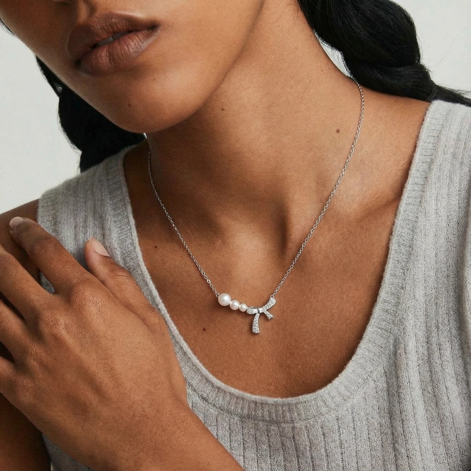 Pearl Bow Necklace | P'Vatore