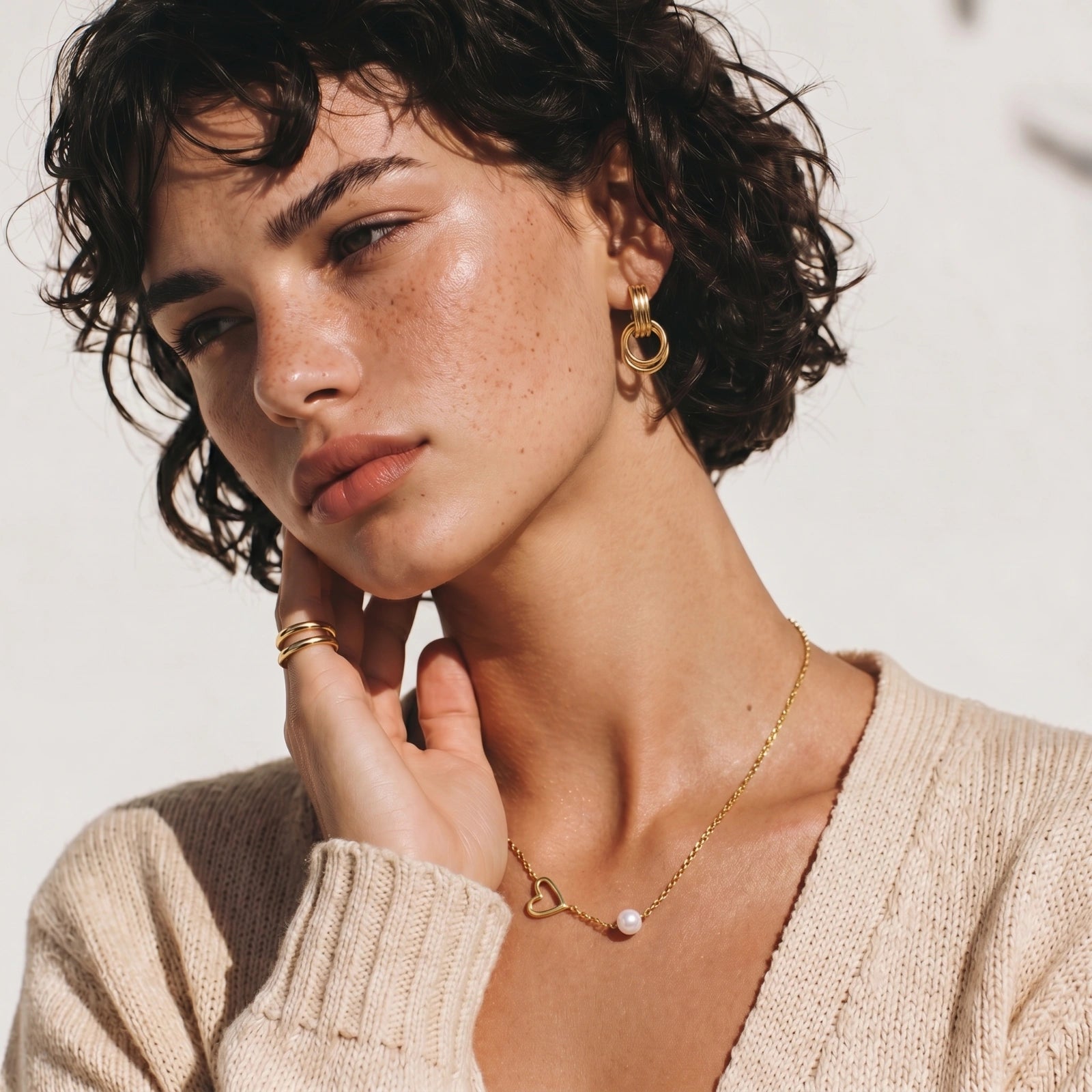 Pearl Heart Embrace Necklace | P'Vatore